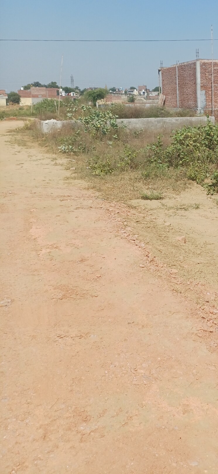 undefined, dheeraj nagar  129 Sq.Yd. Plot In Dheeraj Nagar Faridabad 8075644