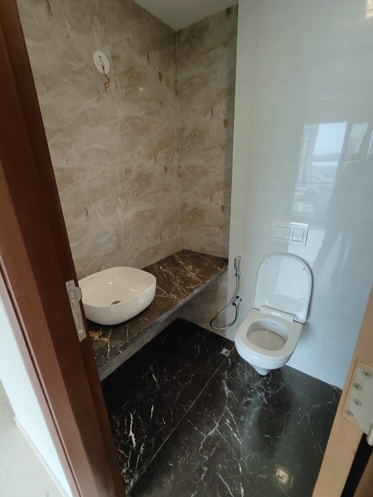 Bathroom, ekta-tripolis 2 Bedroom 775 Sq.Ft. Apartment In Goregaon West Mumbai 8075660