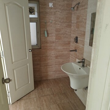 Bathroom in 2.5 BHK Apartment at Shree Vardhman Victoria, Sector 70 – for Rent