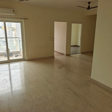 Room in 2.5 BHK Apartment at Shree Vardhman Victoria, Sector 70 – for Rent