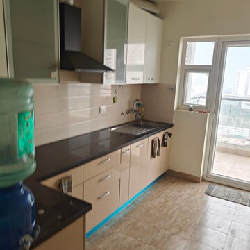 Kitchen in 2.5 BHK Apartment at Shree Vardhman Victoria, Sector 70 – for Rent