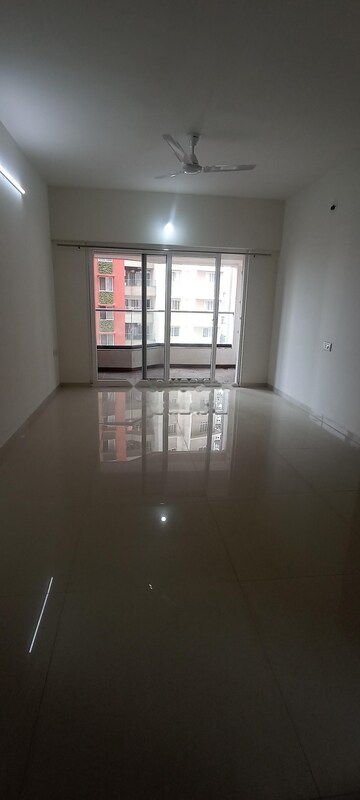 Room in 3 BHK Apartment at Avon Vista, Balewadi – for Rent