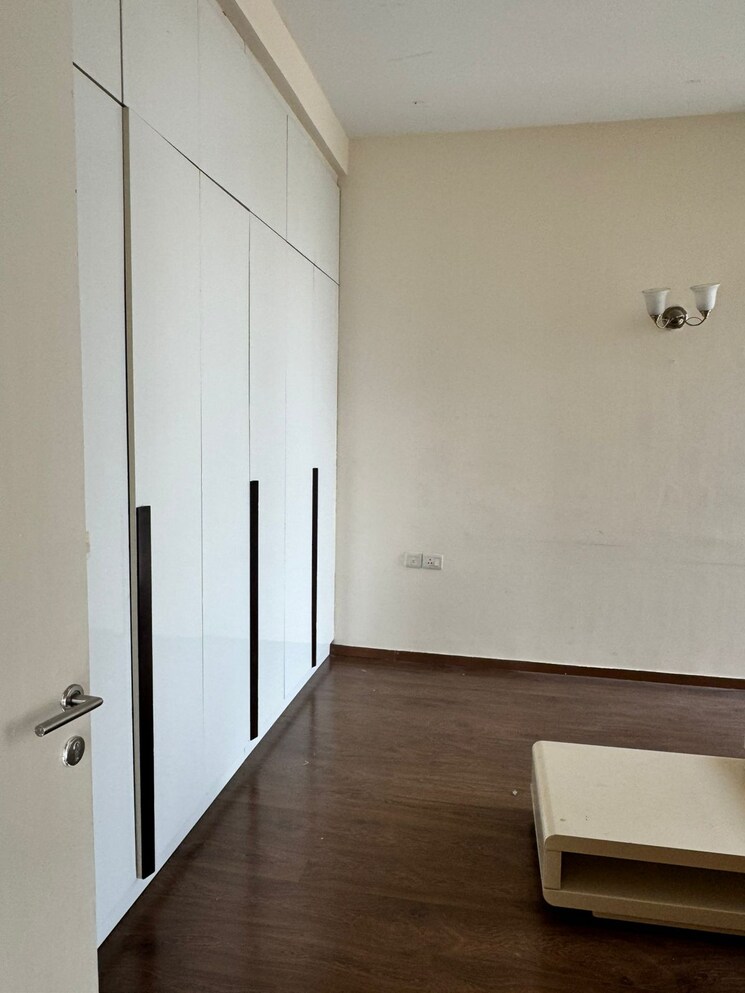 Room, tata-raheja-raisina-residency 3 Bedroom 2319 Sq.Ft. Apartment In Sector 59 Gurgaon 8075743