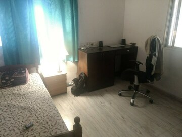 Living Room in 3 BHK Apartment at Santacruz West – for Sale