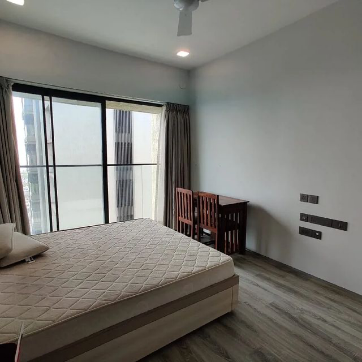 2 BHK Apartment For Sale in Bharat Optimus