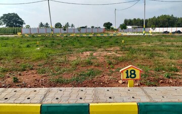 Plot For Sale in Sarona