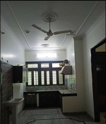 Living Room in 2 BHK Independent House at Gomti Nagar – for Rent