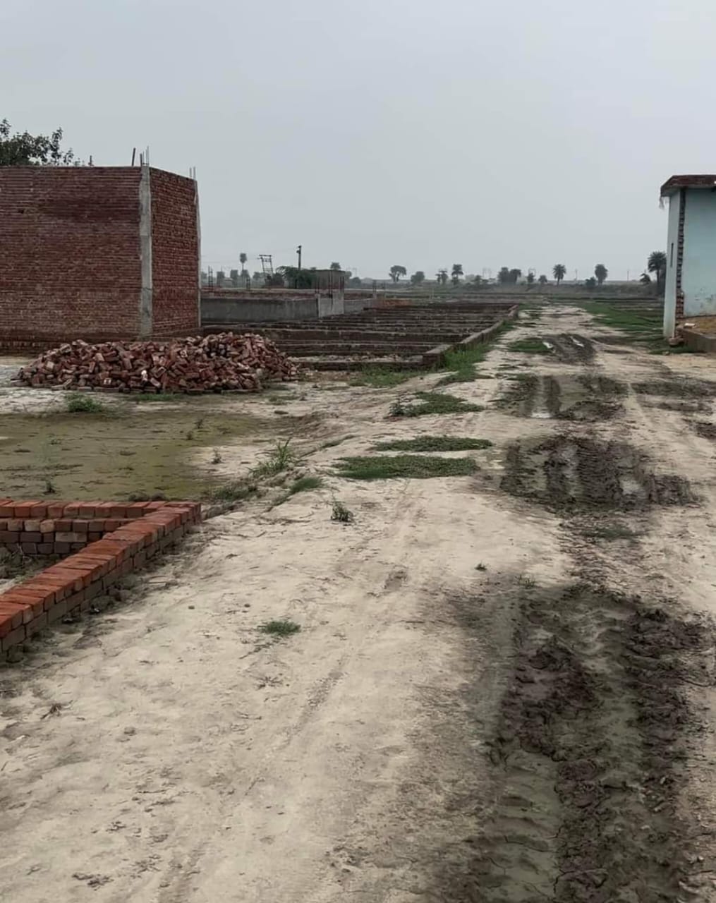 Plot For Sale in Neharpar