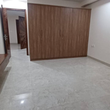 Room in 3 BHK Apartment at Emaar Marbella, Sector 66 – for Rent