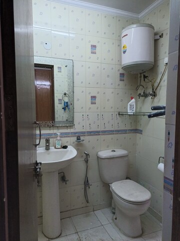 Attached Bathroom in 3 BHK Apartment at Sector 6, Dwarka – for Rent