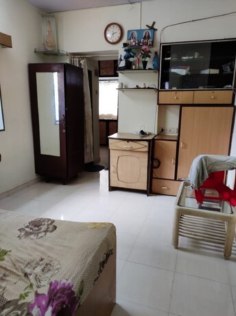 1 RK Apartment For Rent in Bandra West Mumbai  8075947