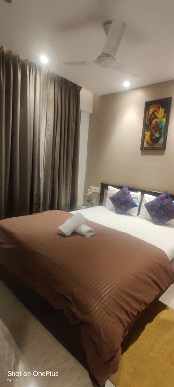 Bedroom in 1 BHK Apartment at Hiranandani Regent Hill, Powai – for Rent