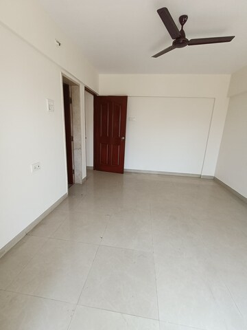 Room in 2 BHK Apartment at Park Express, Baner – for Rent
