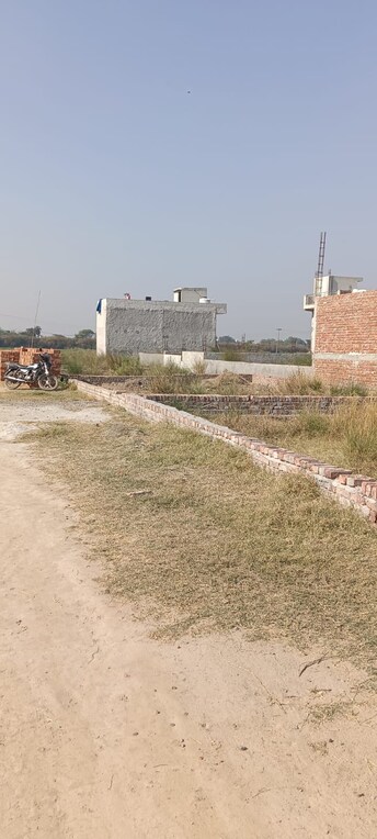 Plot For Resale in Bhopani Village Faridabad  8076088