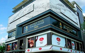 Shop For Sale in KW Blue Pearl, Karol Bagh