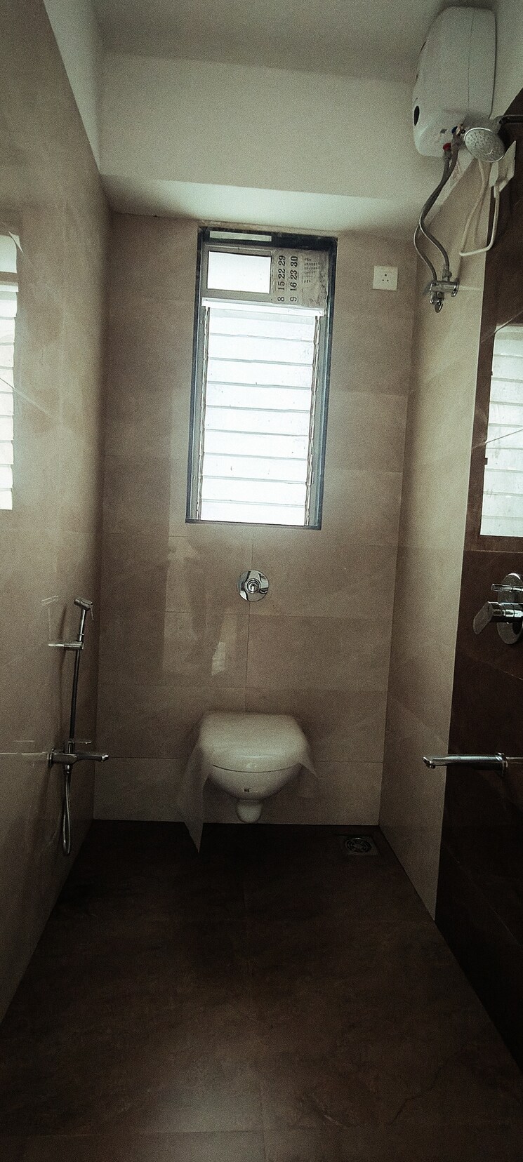 Bathroom, borivali west 2 Bedroom 850 Sq.Ft. Apartment In Borivali West Mumbai 8076127