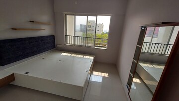 Room in 2 BHK Apartment at Godrej 24, Hinjewadi – for Rent