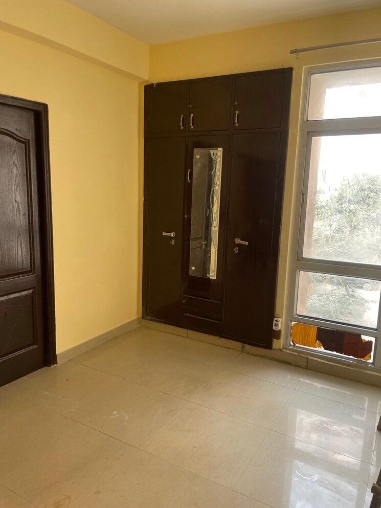 Room, piyush-heights 3 Bedroom 1576 Sq.Ft. Apartment In Sector 89 Faridabad 8076123