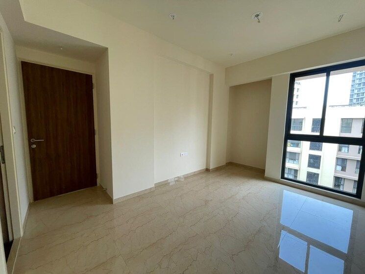 Room, rosa-manhattan 2 Bedroom 667 Sq.Ft. Apartment In Ghodbunder Road Thane 8076271