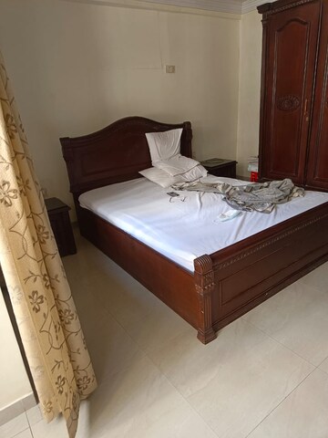 Bedroom in 2 BHK Apartment at Wavelash Apartments, Bandra West – for Sale