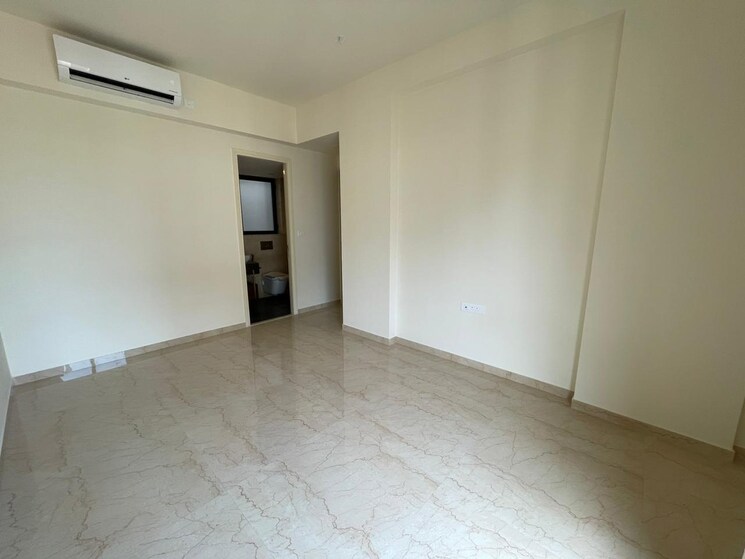 Room, rosa-manhattan 2 Bedroom 667 Sq.Ft. Apartment In Ghodbunder Road Thane 8076286