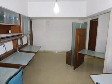 Team Area in 2 BHK Apartment at Guldev Sagar Apartment, Bandra West – for Sale