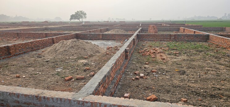 undefined, chunar  1000 Sq.Yd. Plot In Chunar Mirzapur 8076361