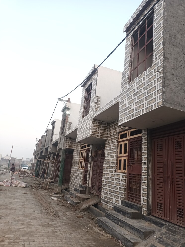 Exterior View, chhapraula 3 Bedroom 85 Sq.Yd. Independent House In Chhapraula Greater Noida 8076326