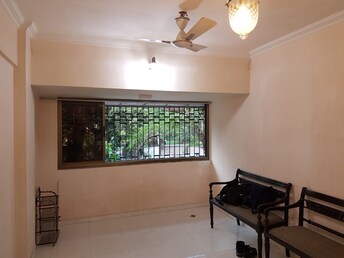 रेसिडेन्शियल फ्लॅट वर्ग फुट फॉर रीसेल इन संताक्रूज वेस्ट मुंबई  8076308