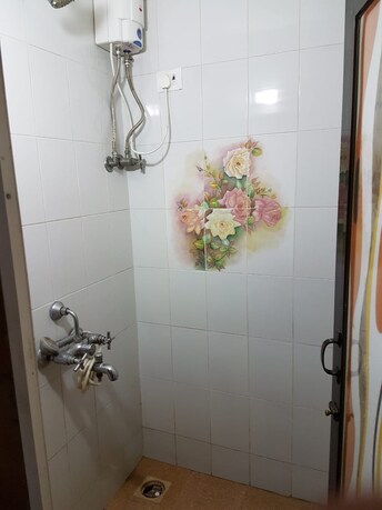 रेसिडेन्शियल फ्लॅट वर्ग फुट फॉर रीसेल इन संताक्रूज वेस्ट मुंबई  8076308