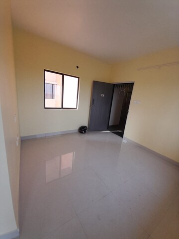 Room in 2 BHK Apartment at DTC Southern Heights, Joka – for Rent
