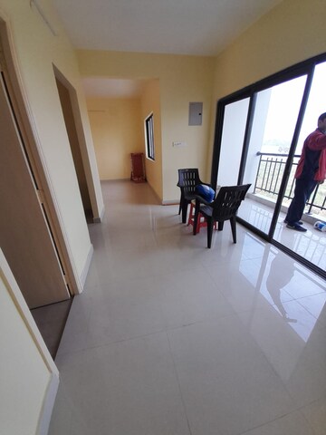 Team Area in 2 BHK Apartment at DTC Southern Heights, Joka – for Rent