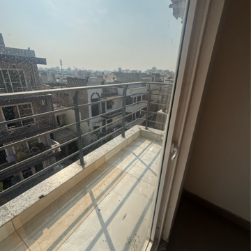 Balcony in 2 BHK Builder Floor at Sector 23a – for Rent