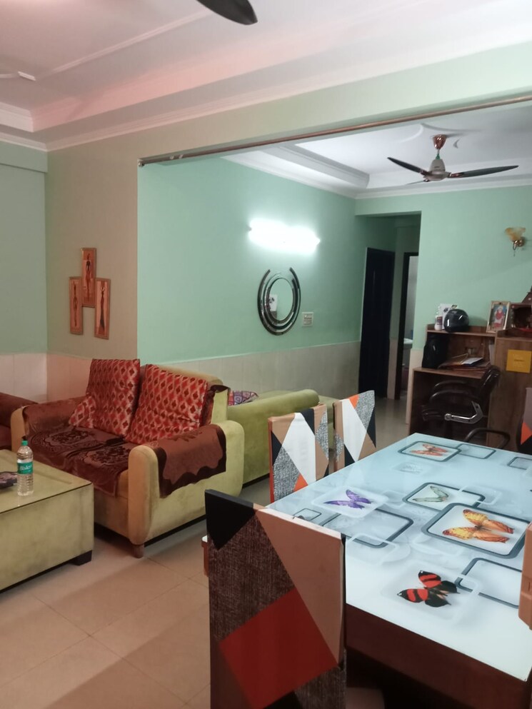 Bedroom, mahagun-mascot 3.5 Bedroom 1895 Sq.Ft. Apartment In Sain Vihar Ghaziabad 8076407