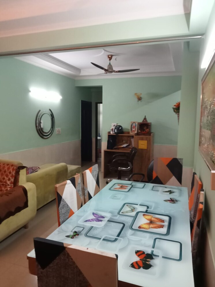 Bedroom, mahagun-mascot 3.5 Bedroom 1895 Sq.Ft. Apartment In Sain Vihar Ghaziabad 8076407