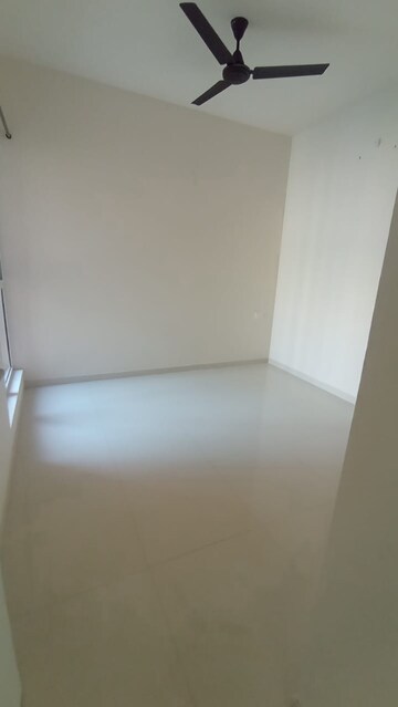 Room in 2 BHK Apartment at Godrej Green Cove, Mahalunge – for Rent