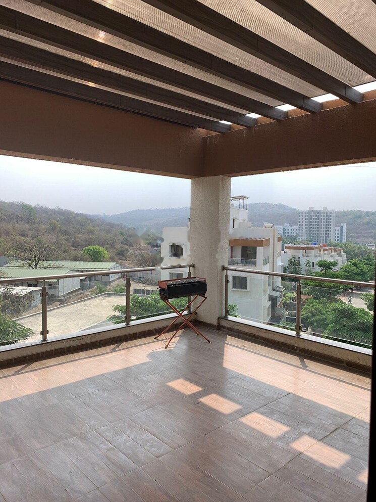 Balcony, gera-isle-royale 6 Bedroom 4500 Sq.Ft. Apartment In Bavdhan Pune 8076509