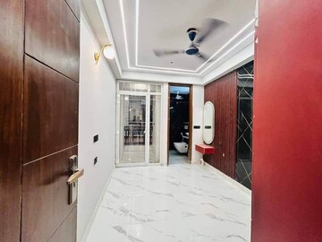 Building Lobby in 1 BHK Builder Floor at Saket – for Rent