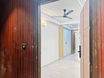 Building Lobby in 1 BHK Builder Floor at Saket – for Rent