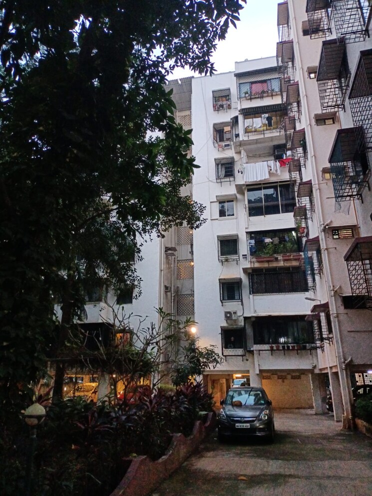Exterior View, bandra west 2 Bedroom 700 Sq.Ft. Apartment In Bandra West Mumbai 8076541
