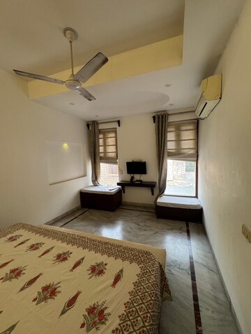 Bedroom in 3 BHK Apartment at Kalkaji – for Rent