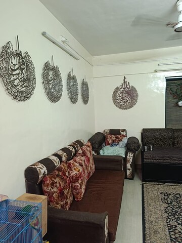 Living Room in 1.5 BHK Apartment at Modern Pride Apartment, Ganesh Peth – for Sale