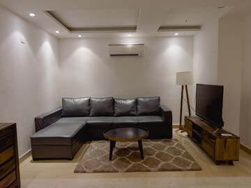 Living Room in 3 BHK Builder Floor at Sector 42 – for Rent