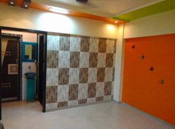 Room in 1 BHK Apartment at Panch Pakhadi – for Rent