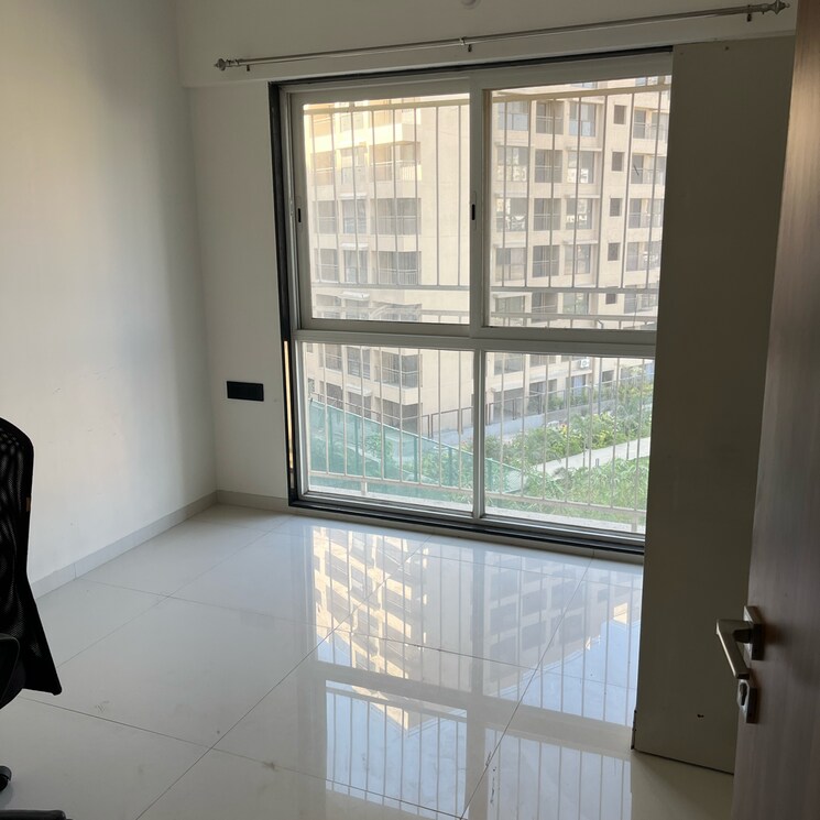 Room, krishna-amorapolis 3 Bedroom 1021 Sq.Ft. Apartment In Madhav Nagar Pune 8076642
