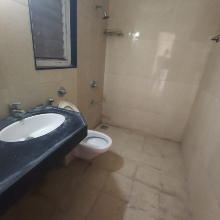 Bathroom, nandan-euphora 3 Bedroom 1500 Sq.Ft. Apartment In Tingre Nagar Pune 8076661