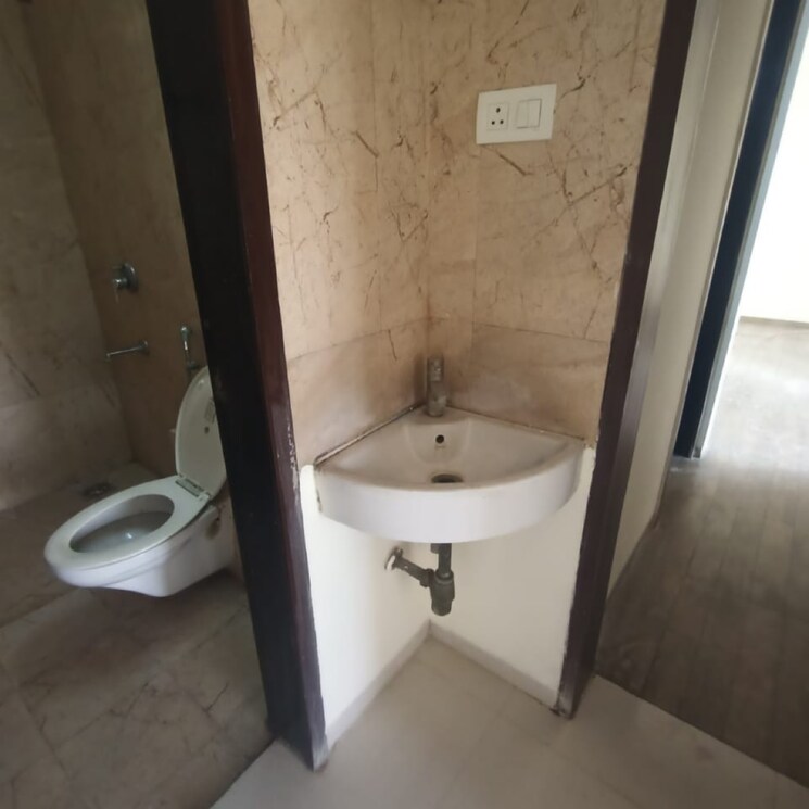 Bathroom, nandan-euphora 3 Bedroom 1500 Sq.Ft. Apartment In Tingre Nagar Pune 8076661
