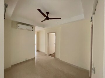Room in 4 BHK Apartment at Bestech Park View Sanskruti, Sector 92 – for Rent