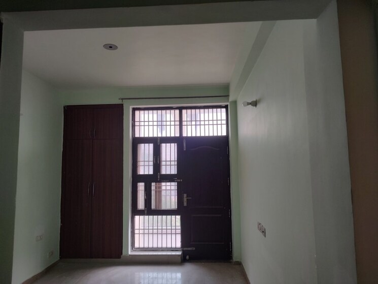 Room, omaxe-royal-street 3 Bedroom 1500 Sq.Ft. Builder Floor In Sector 14 Bahadurgarh 8060501