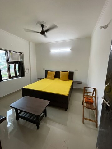 Master Bedroom in 1 BHK Builder Floor at Ardee City, Sector 52 – for Rent